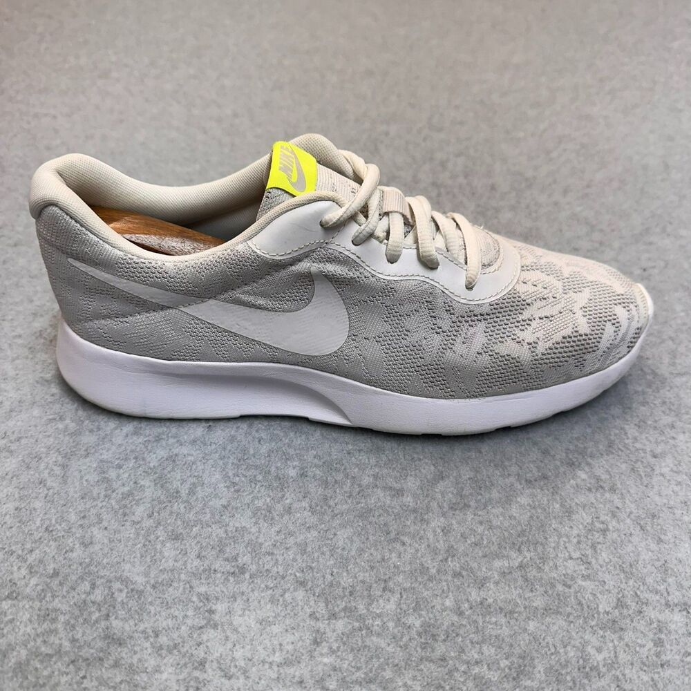 Nike Tanjun Prism Floral Womens  White Mesh Running Shoes 902865-100 Size 10